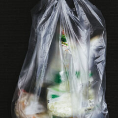 ビニール袋で表現する面白い描き方