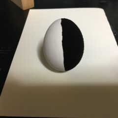 ついに再販！？黒過ぎる絵の具「暗黒ブラック」を試してみた！