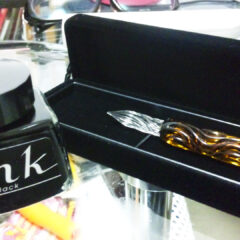 油絵の具でペンを使って細い線を描く方法！